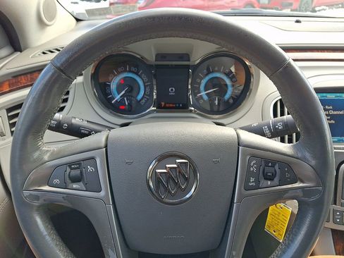 Used 2013 Buick LaCrosse Leather w/ Entertainment Package image 20