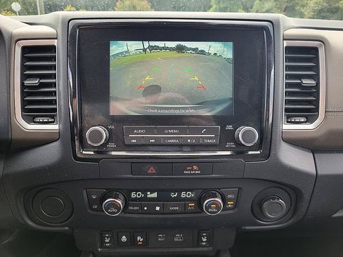 Certified 2022 Nissan Frontier SV RWD image 16