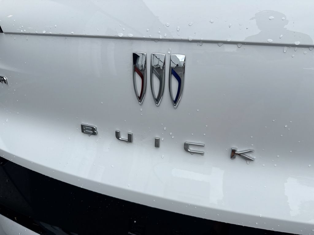 New 2026 Buick Envista Sport Touring w/ Convenience I Package FWD image 25