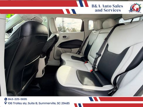 Used 2021 Jeep Compass Limited image 7