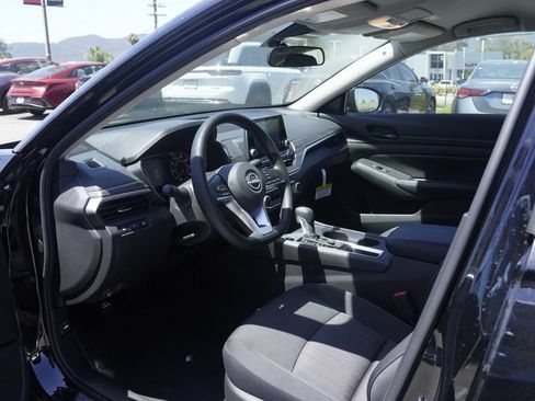New 2026 Nissan Altima 2.5 SV FWD image 22