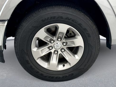 Used 2022 RAM 1500 Laramie AWD/4WD image 20