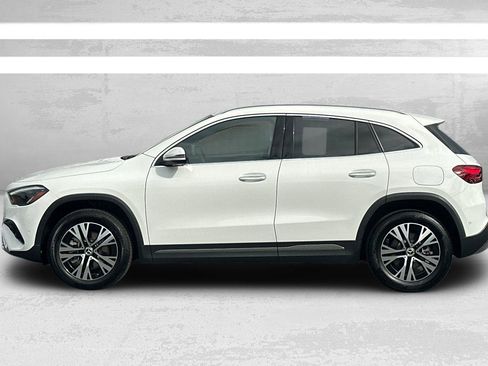 Certified 2025 Mercedes-Benz GLA 250 4MATIC image 7