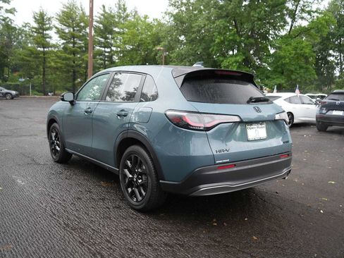 Used 2025 Honda HR-V Sport image 5
