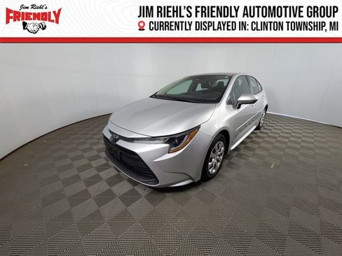 Used 2024 Toyota Corolla LE FWD image 1