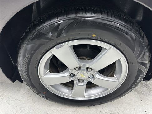Used 2014 Chevrolet Cruze LT image 16