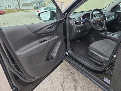 Used 2021 Chevrolet Equinox LT image 14
