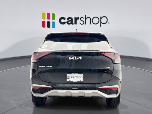 Used 2023 Kia Sportage EX AWD/4WD image 4