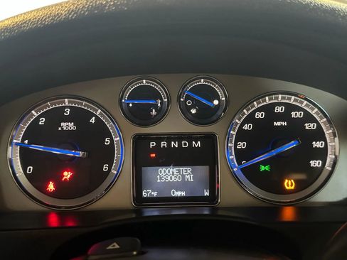 Used 2011 Cadillac Escalade EXT Premium AWD/4WD image 13