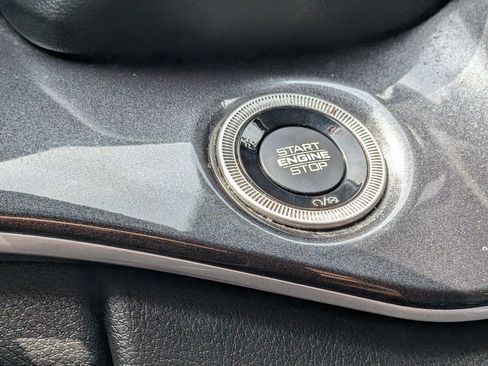 Used 2021 Jeep Grand Cherokee L Laredo AWD/4WD image 16
