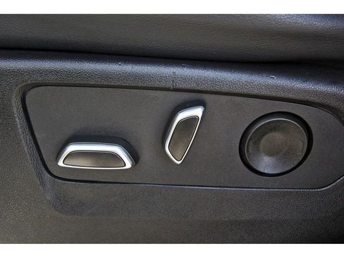 Certified 2023 Cadillac Escalade ESV Premium Luxury image 29