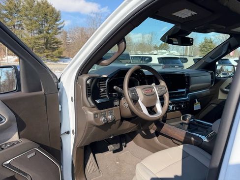 New 2026 GMC Sierra 1500 SLT w/ SLT Premium Package AWD/4WD image 19