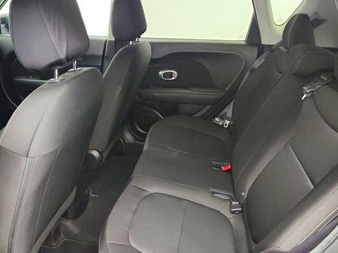 Used 2019 Kia Soul image 19