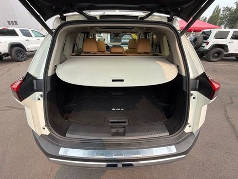 Used 2023 Nissan Rogue Platinum AWD/4WD image 31