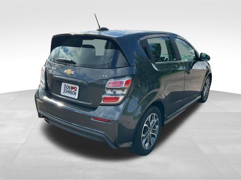 Used 2017 Chevrolet Sonic LT w/ Fun and Sun Package FWD image 27