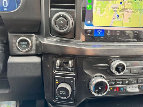 New 2026 Ford F250 Lariat w/ Black Appearance Package image 45