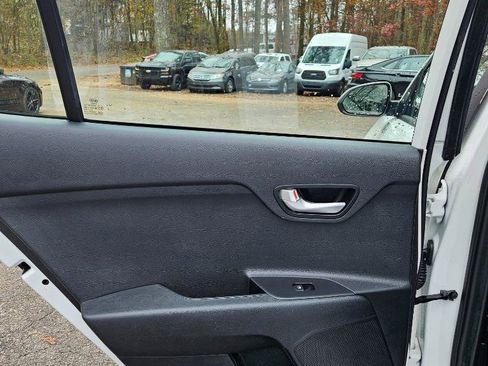 Used 2021 Kia Rio LX image 28