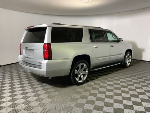 Used 2017 Chevrolet Suburban Premier AWD/4WD image 5