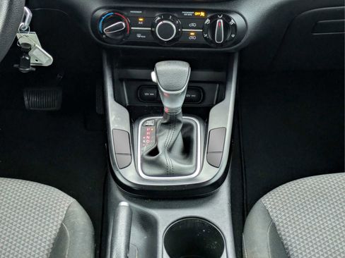 Used 2021 Kia Soul LX image 18