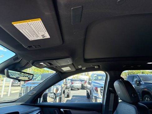 New 2026 Buick Enclave Sport Touring w/ Power Package image 23