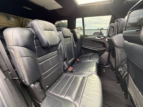 Used 2014 Mercedes-Benz GL 63 AMG 4MATIC image 24