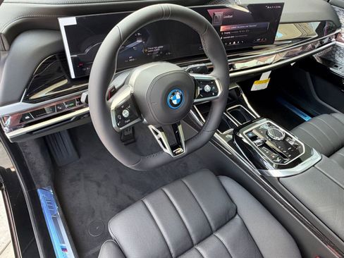 New 2026 BMW i7 eDrive50 w/ Executive Package RWD image 3