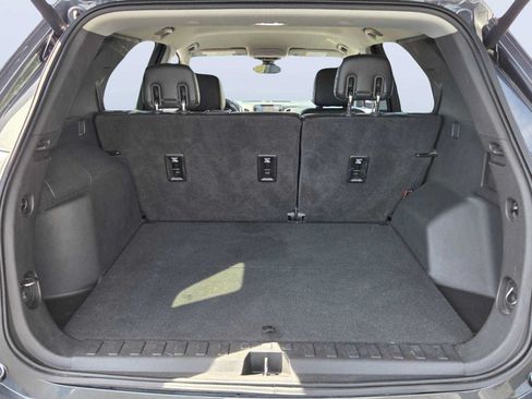 Used 2019 Chevrolet Equinox Premier FWD image 15