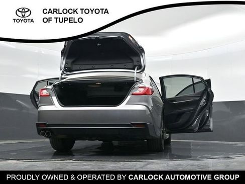 Used 2025 Toyota Camry SE w/ Convenience Package image 45