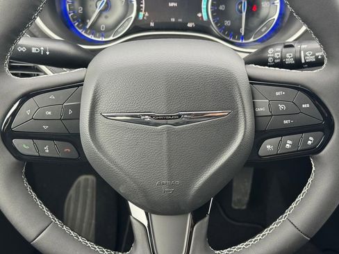 New 2026 Chrysler Pacifica Select w/ S Appearance Package AWD/4WD image 13