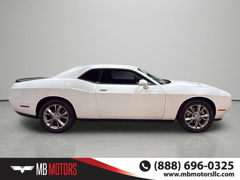 Used 2023 Dodge Challenger SXT w/ Cold Weather Group AWD/4WD image 5