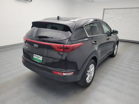 Used 2018 Kia Sportage LX w/ LX Technology Package FWD image 9