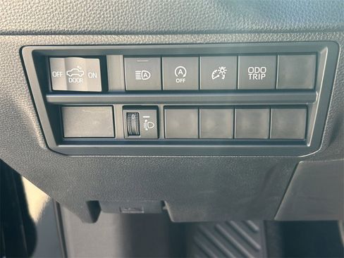 New 2026 Toyota Tundra SR image 18