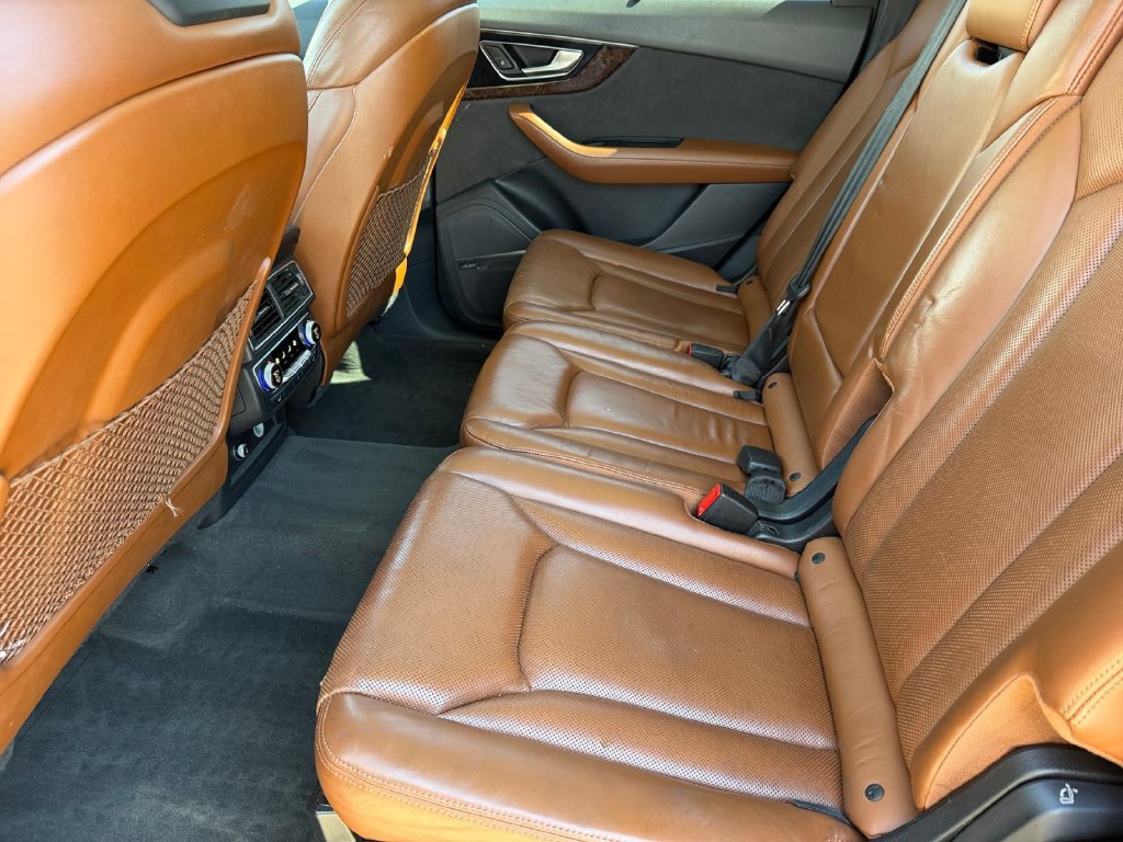 Used 2018 Audi Q7 3.0T Prestige AWD/4WD image 17