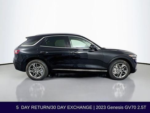 Used 2023 Genesis GV70 2.5T w/ Select Package AWD/4WD image 9