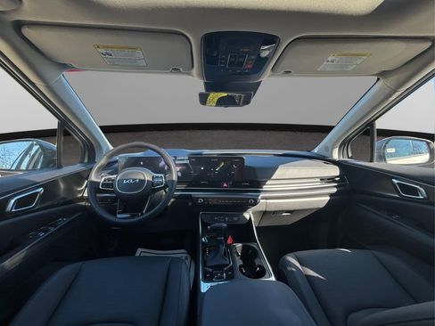New 2025 Kia Carnival SX Prestige FWD image 20