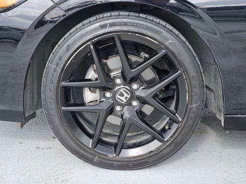 Used 2023 Honda Civic Sport image 13