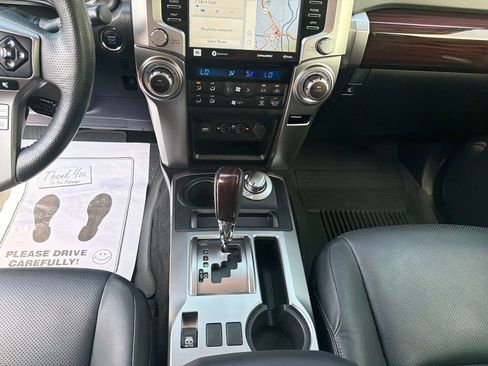 Used 2024 Toyota 4Runner Limited AWD/4WD image 27