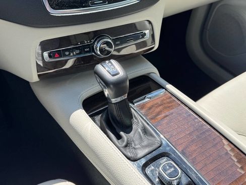 Used 2016 Volvo XC90 T6 Momentum w/ Protection Package Plus AWD/4WD image 48