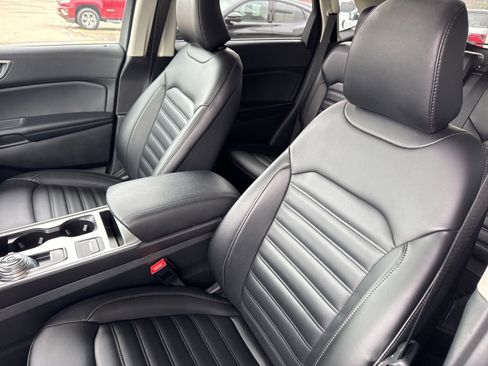 Certified 2023 Ford Edge SEL w/ Convenience Package image 25