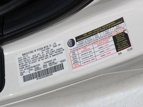 Used 2020 Nissan 370Z Touring Sport image 27