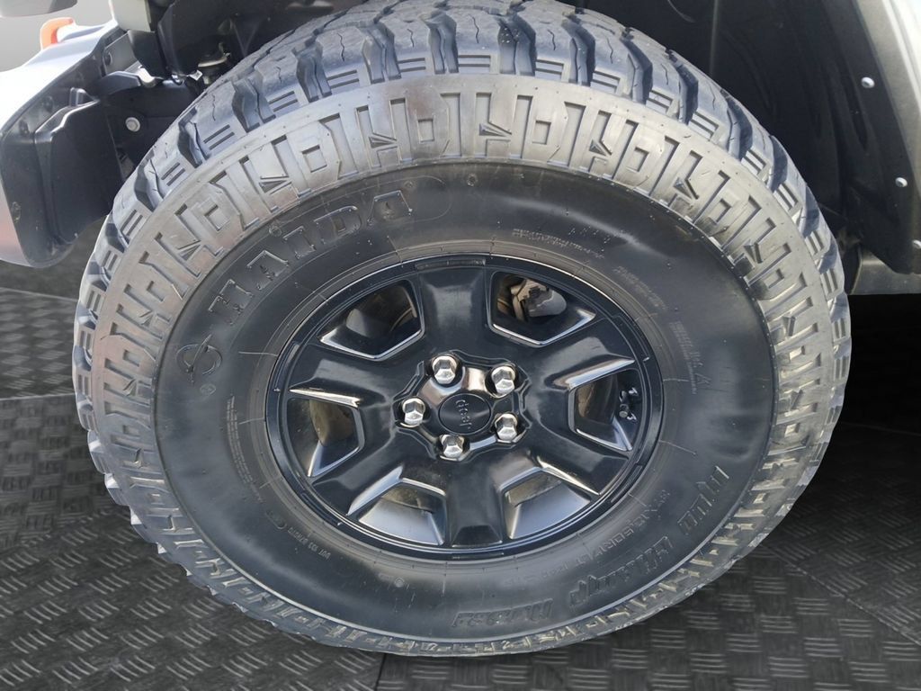 Used 2021 Jeep Gladiator Mojave AWD/4WD image 23
