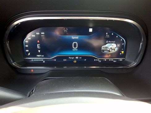 Used 2022 Chevrolet Tahoe High Country AWD/4WD image 13