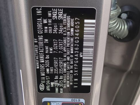 Used 2018 Kia Sorento LX image 32