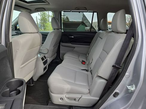 Used 2022 Honda Pilot Special Edition image 32