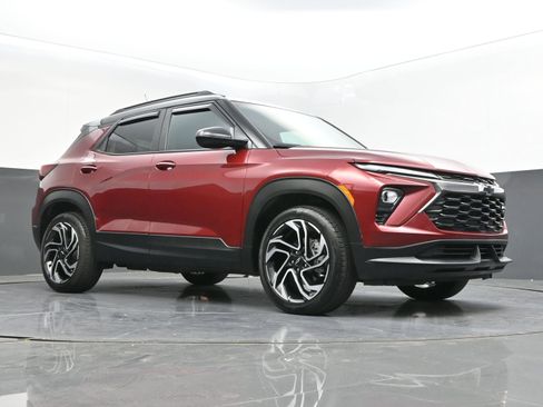 Certified 2024 Chevrolet TrailBlazer RS w/ Convenience Package AWD/4WD image 34