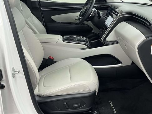 Certified 2024 Hyundai Tucson Limited AWD/4WD image 31