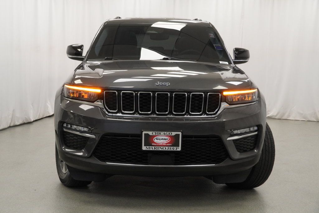 Used 2023 Jeep Grand Cherokee 4WD 4xe image 11