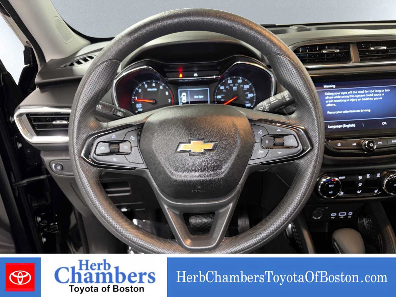 Used 2023 Chevrolet TrailBlazer LT w/ Convenience Package AWD/4WD image 17