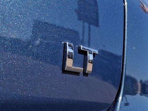 Used 2024 Chevrolet Equinox LT w/ LPO, Floor Liner Package FWD image 30