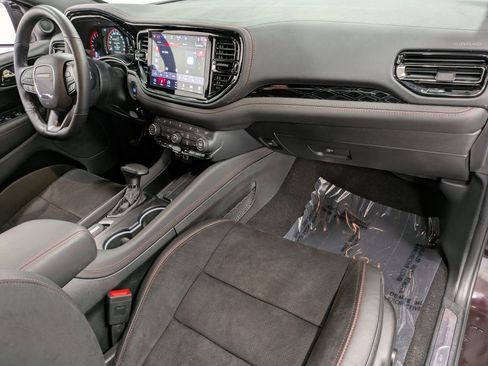 Used 2025 Dodge Durango GT image 29